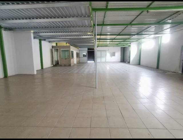 1,400M² WAREHOUSE FOR SALE IN PHILIPPI